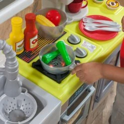 Step2 Contemporary Chef Brown And White Toddler Plastic Play Kitchen -Step2 95e2179e 6d92 44fc 8c1d 49ca6c0bc1bc 4.51ca3dac0fc21425df399e2478d0c0ac scaled 1