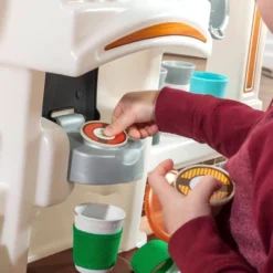 Step2 Fun With Friends Kitchen -Step2 GUEST 6099ab1a 06f0 430c a54c 8ed571a7f9fc