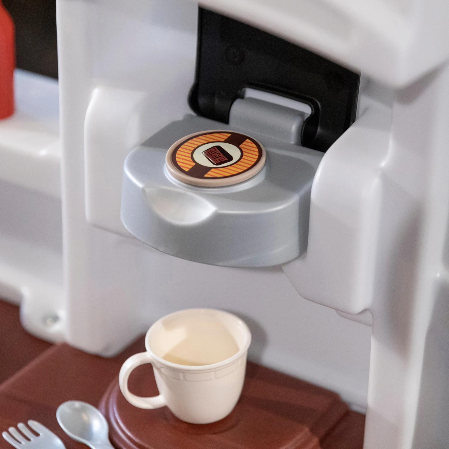 Step2 Fun With Friends Tan Toddler Plastic Kitchen Play Set 7 Step2 Fun With Friends Tan Toddler Plastic Kitchen Play Set - Image 7