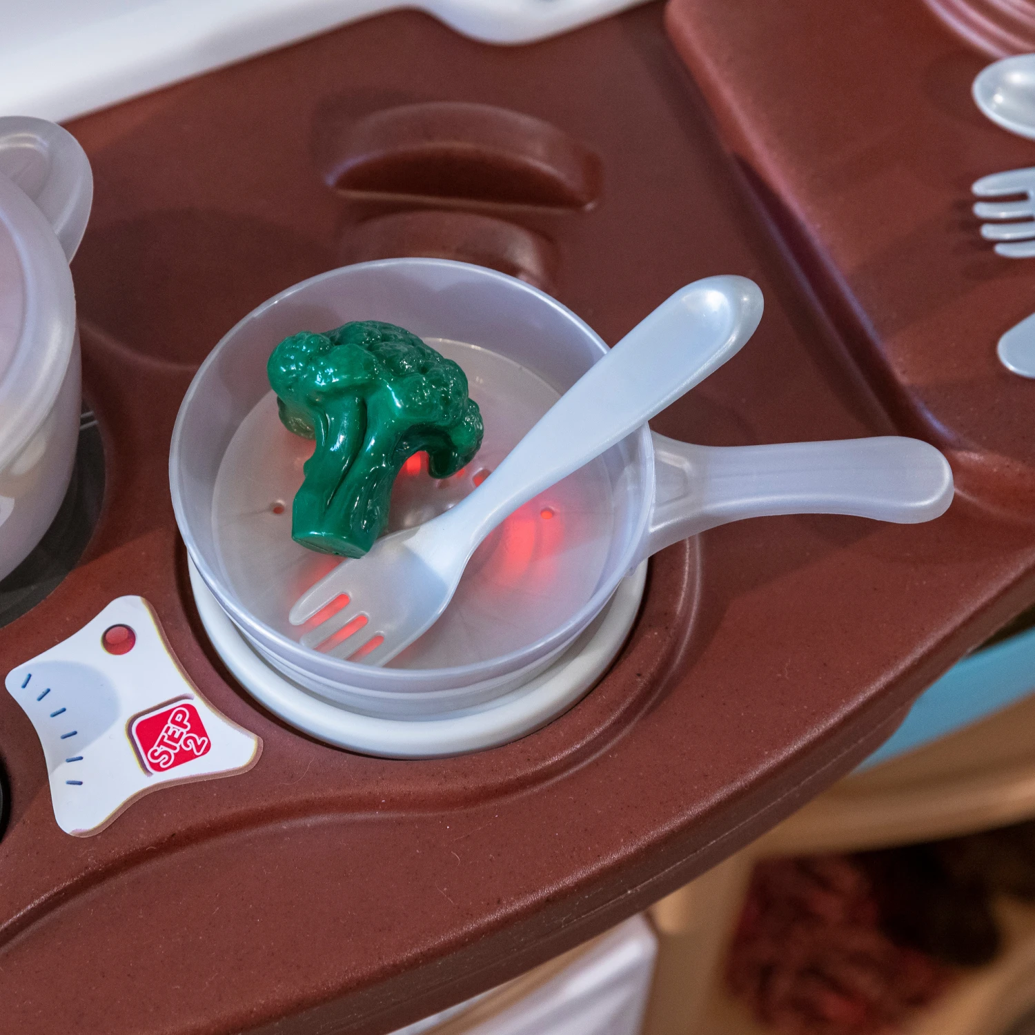 Step2 Fun With Friends Tan Toddler Plastic Kitchen Play Set 11 Step2 Fun With Friends Tan Toddler Plastic Kitchen Play Set - Image 11